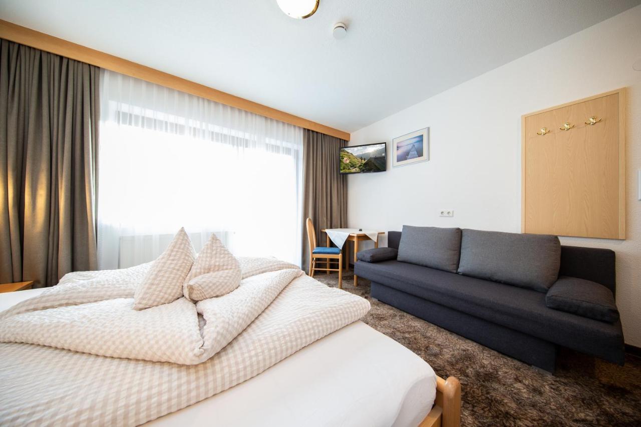 Tonis Ferienheim Apartment Solden Ngoại thất bức ảnh