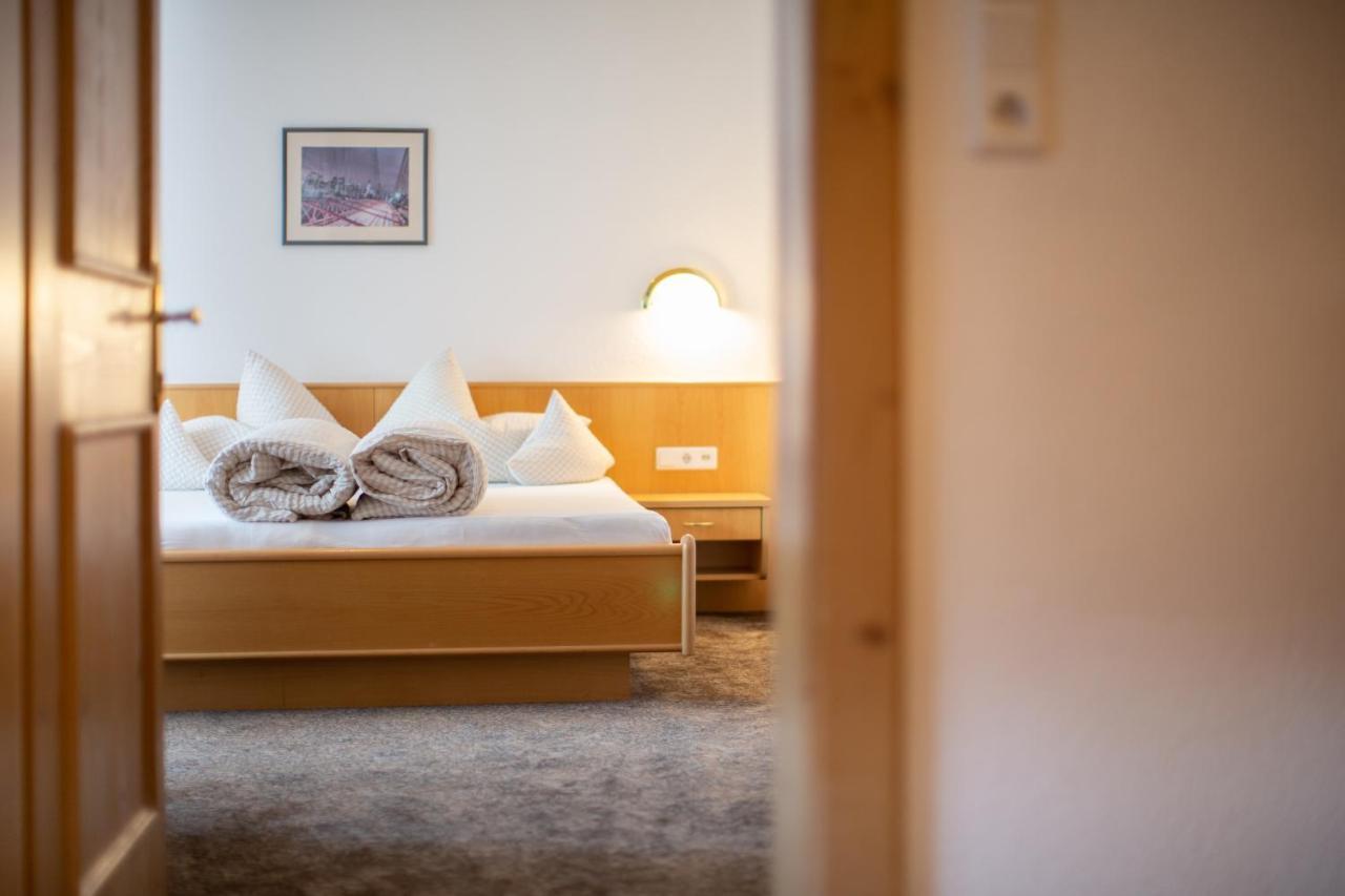 Tonis Ferienheim Apartment Solden Ngoại thất bức ảnh