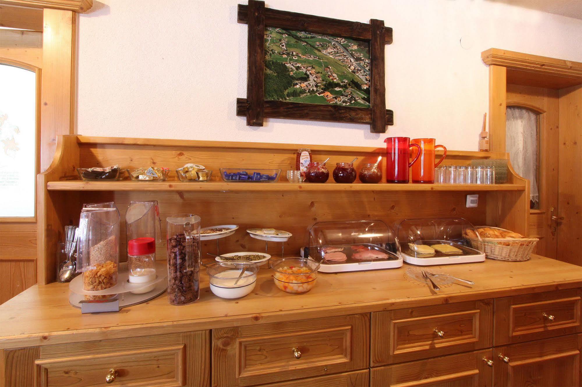 Tonis Ferienheim Apartment Solden Ngoại thất bức ảnh